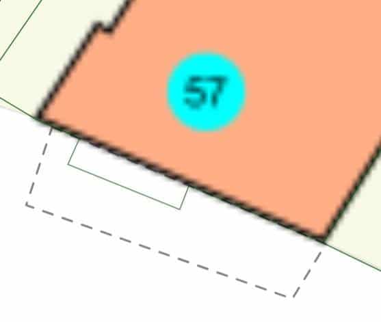 De reststrook ligt voor de woning van Zuidwal 57.